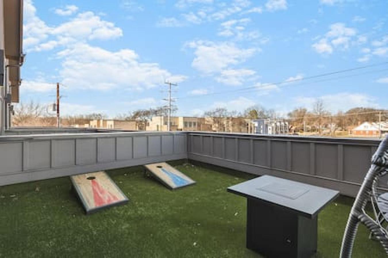 Spacious Home With Large Patio Rooftop Deck And Garage Nashville Exterior foto